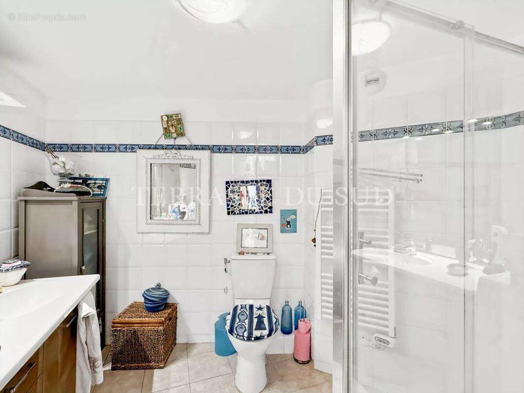 Appartement à MARSEILLE-12E