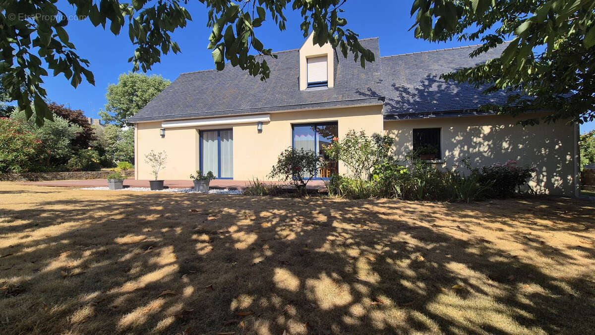 Maison à CLOHARS-CARNOET