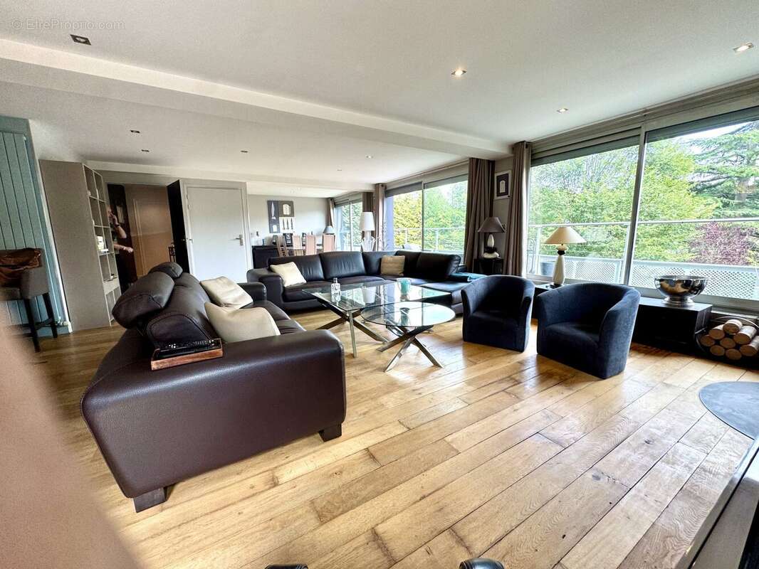 Maison 205 m² à Mont-Saint-Aignan  - photo 5