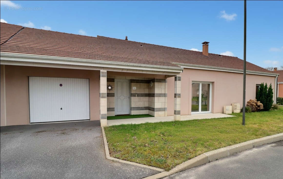 Maison à RAMBOUILLET