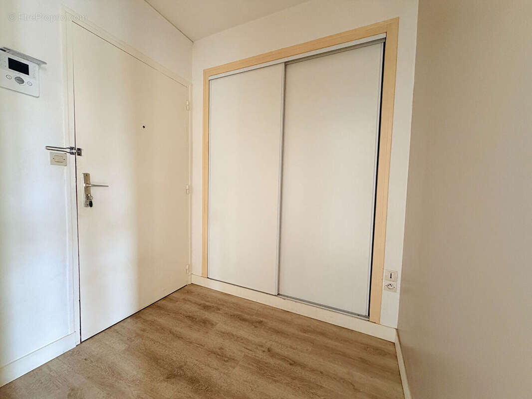 Superbe appartement 4 pièces lumineux à Reims avec balcon et parking - photo 6