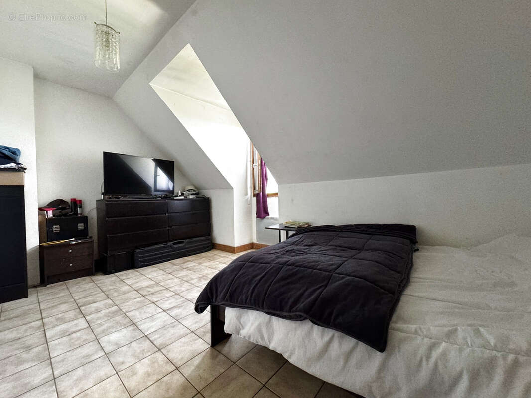 Maison à SURVILLIERS