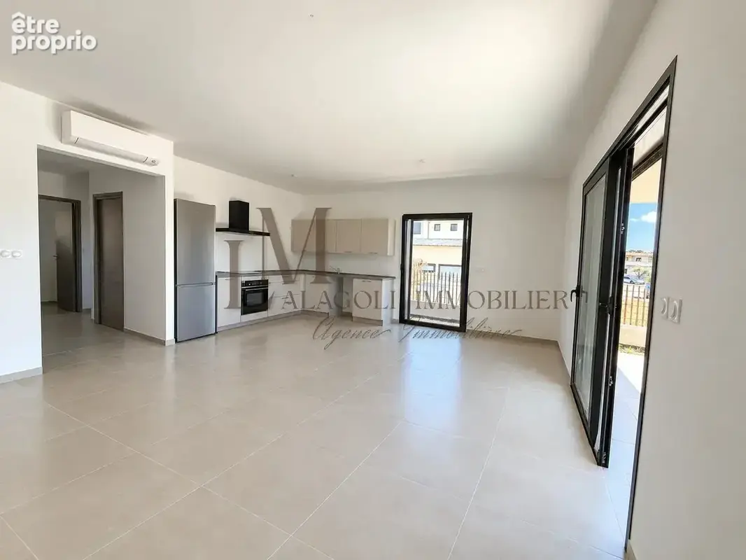 Appartement t3 - coeur de sainte lucie de porto-vecchio - photo 3