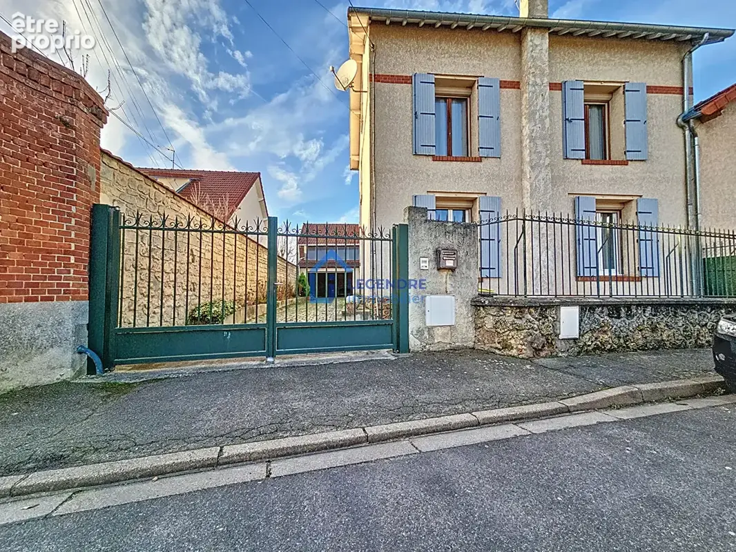 Photo Maison à Pierrelaye au prix de 379 000€