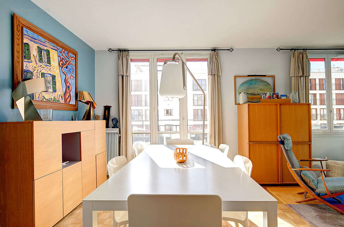 Appartement à PARIS-11E