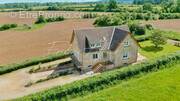 Photo 1 - Maison à LA CHAPELLE-DE-BRAGNY