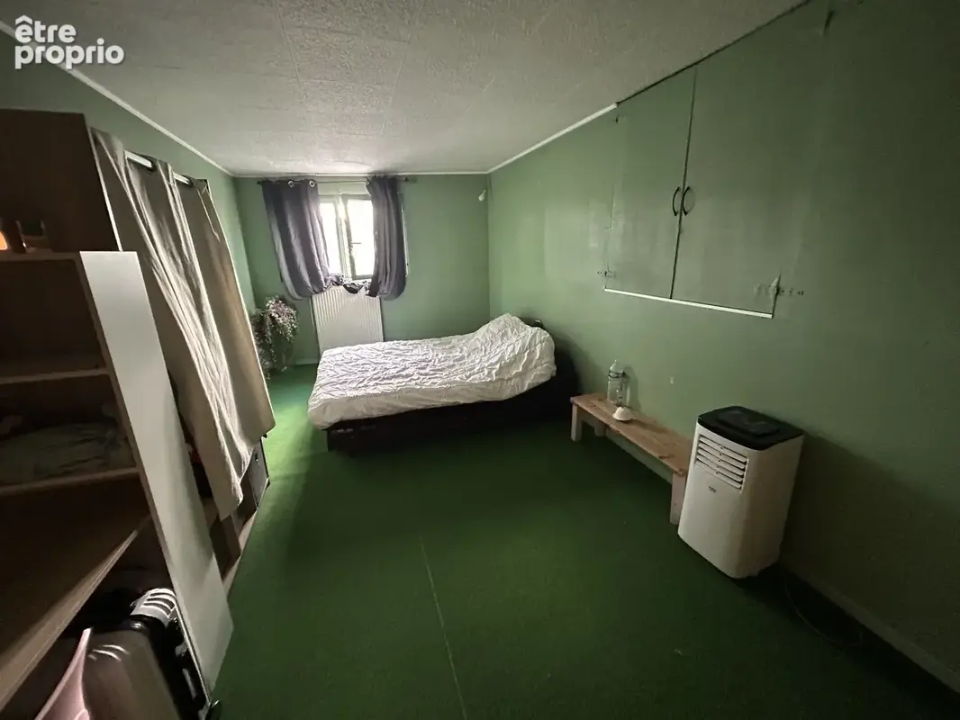 Proche A23, beau potentiel pour cette maison à rénover développant environ 241m2 + sous-sol ! - photo 14