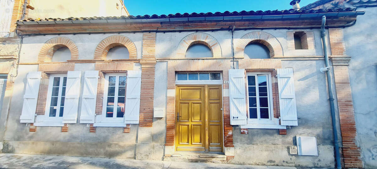 Maison à SAINT-SULPICE-SUR-LEZE