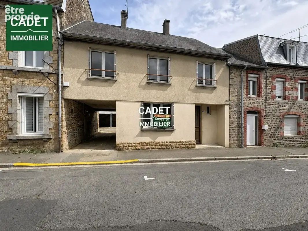 Maison à LA HAYE-PESNEL