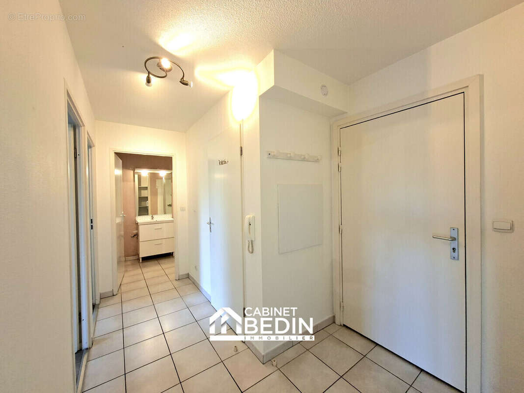 Appartement 55 m² à Libourne  - photo 3