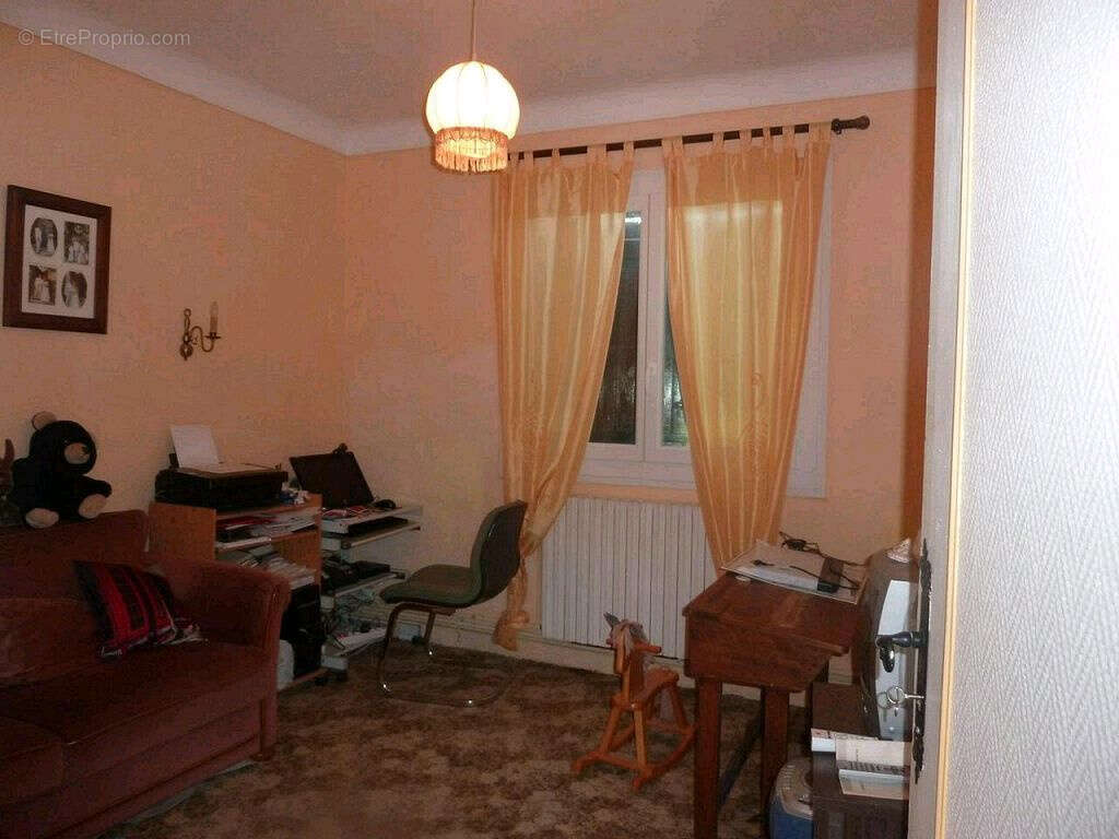 Maison à FUMEL