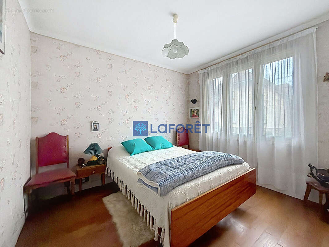 Maison à SAVIGNY-SUR-ORGE