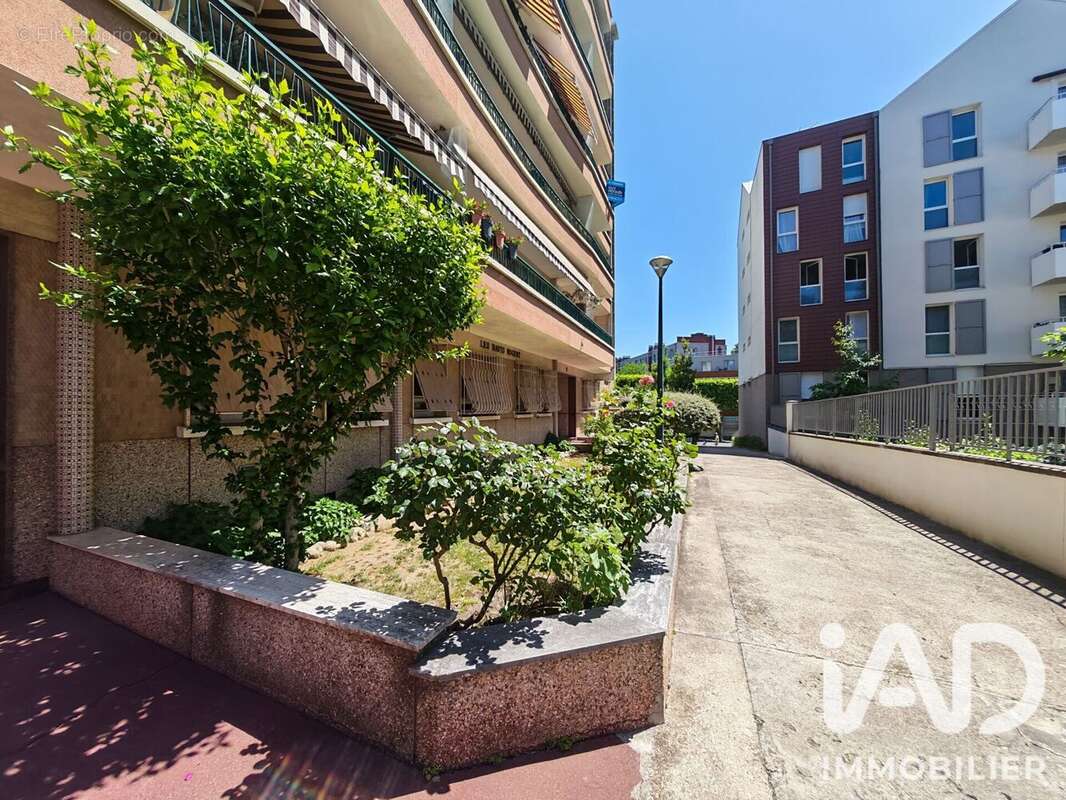 Photo 9 - Appartement à NOGENT-SUR-MARNE