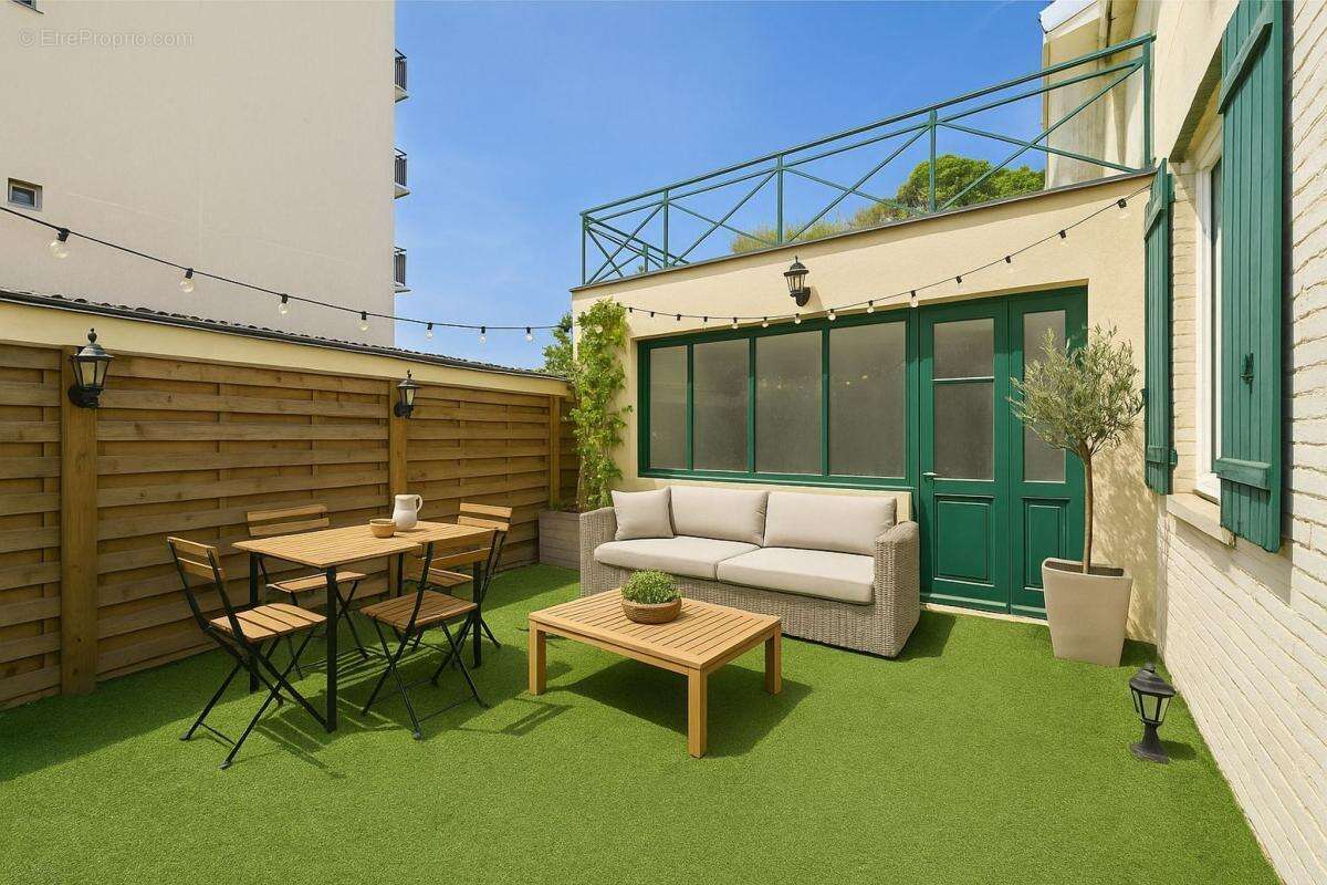 Maison à LE VESINET