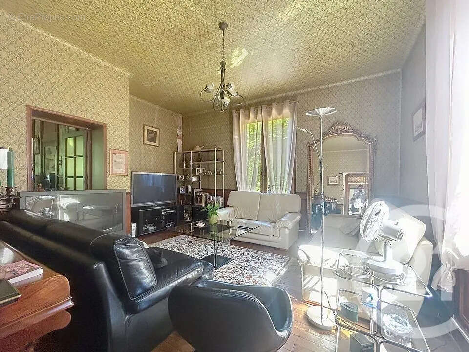 Maison 238 m² à Livry-Sur-Seine  - photo 15