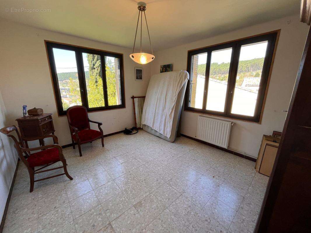 Maison à SAINT-PAUL-LE-JEUNE