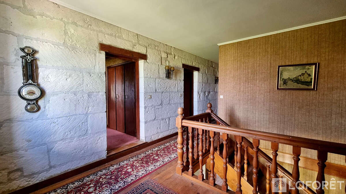 Maison à SAINTES