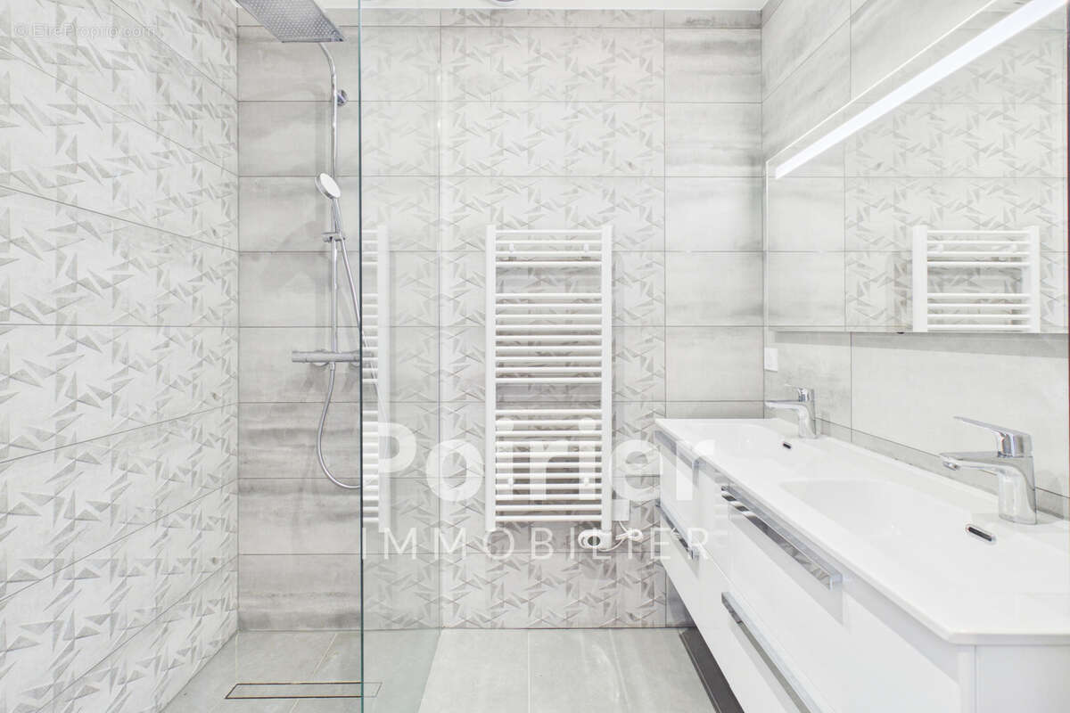 Appartement à NEUVECELLE