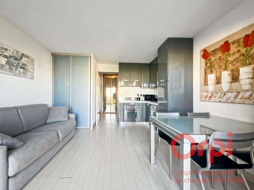 Appartement à FREJUS