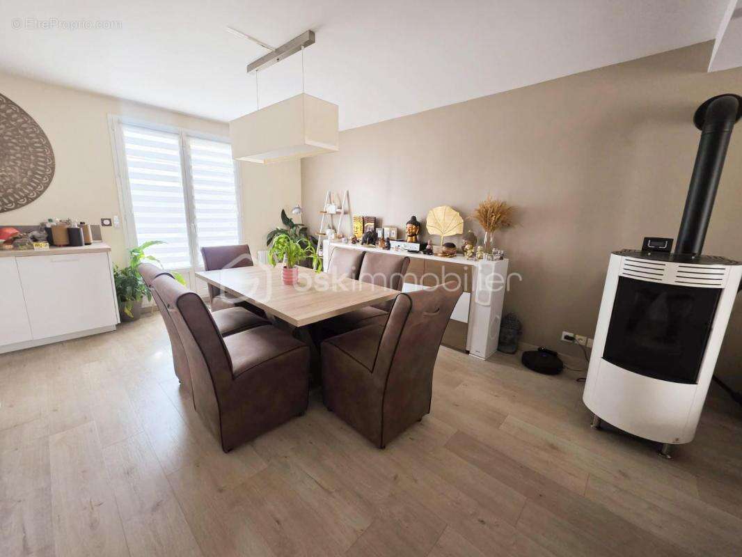 Maison à ROISSY-EN-BRIE