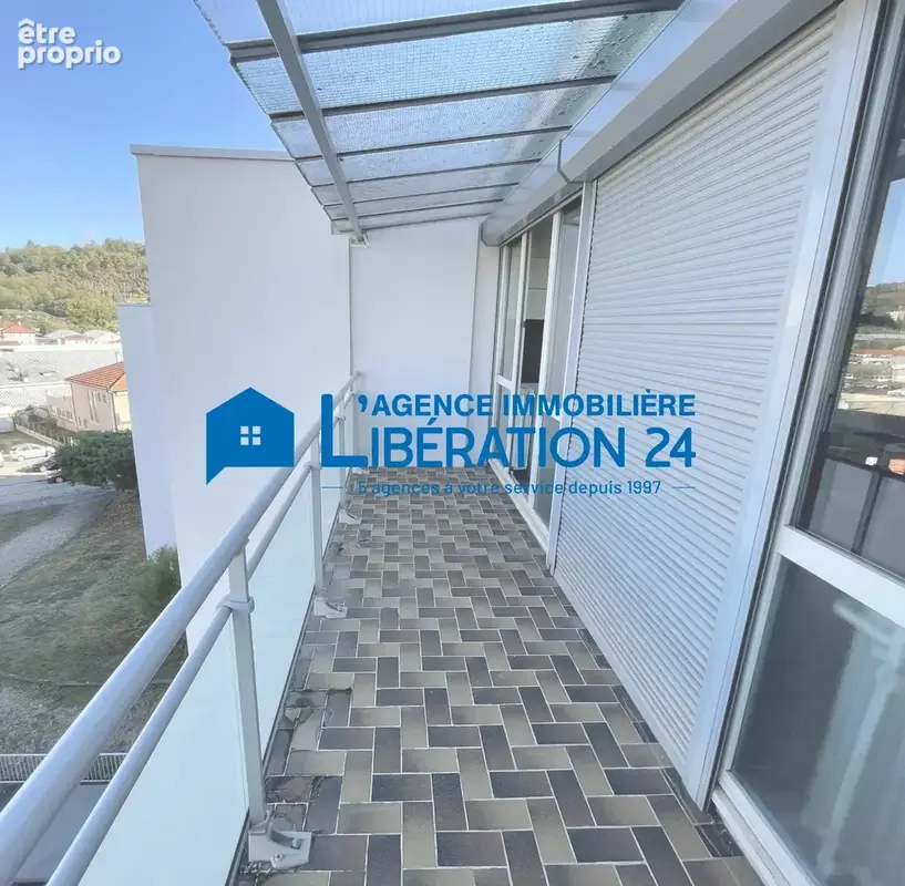 Appartement 80 m²  3 Chambres Garage Balcon Traversant Bon DPE - photo 3