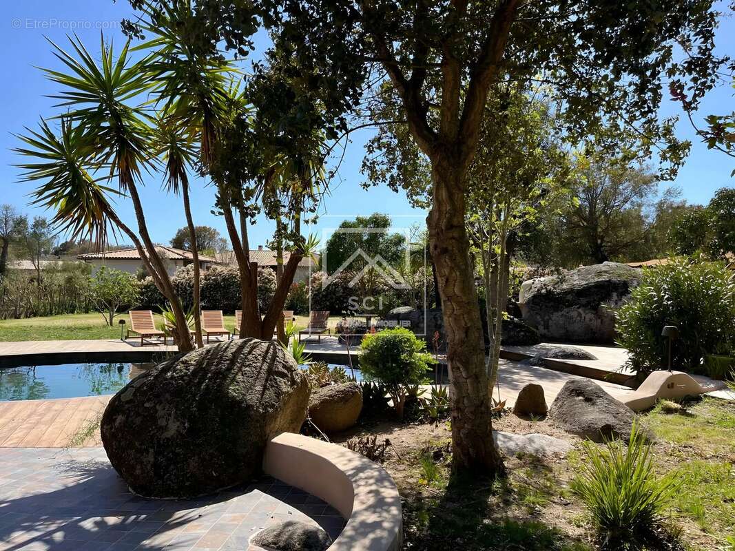 Maison à PORTO-VECCHIO