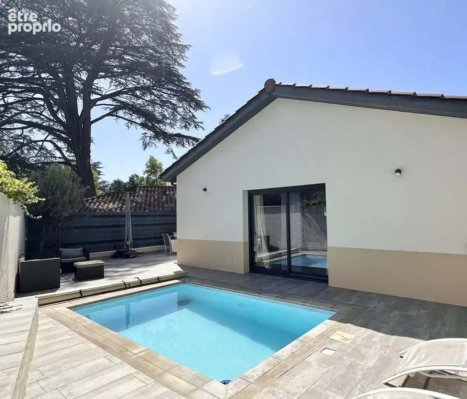 Photo Maison à Charly au prix de 495 000€