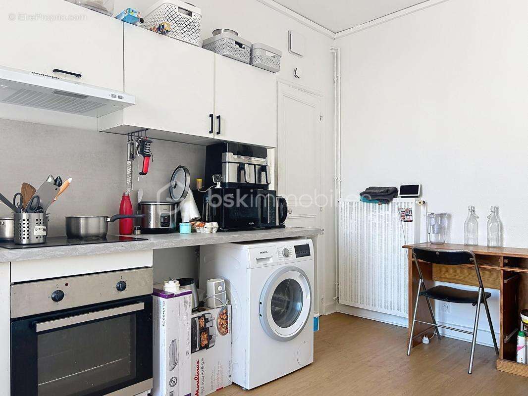 Appartement lumineux de plus de 62 m² – Vendu loué  896e– Idéal investisseur - photo 3