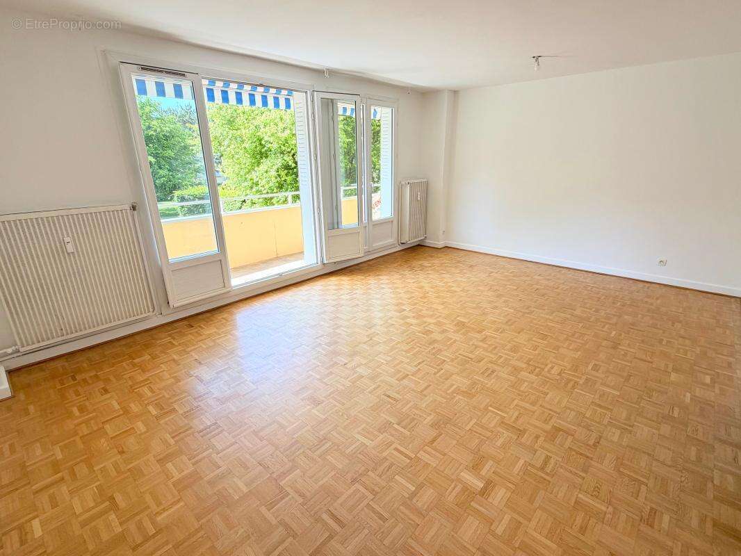 Appartement à FRANCHEVILLE