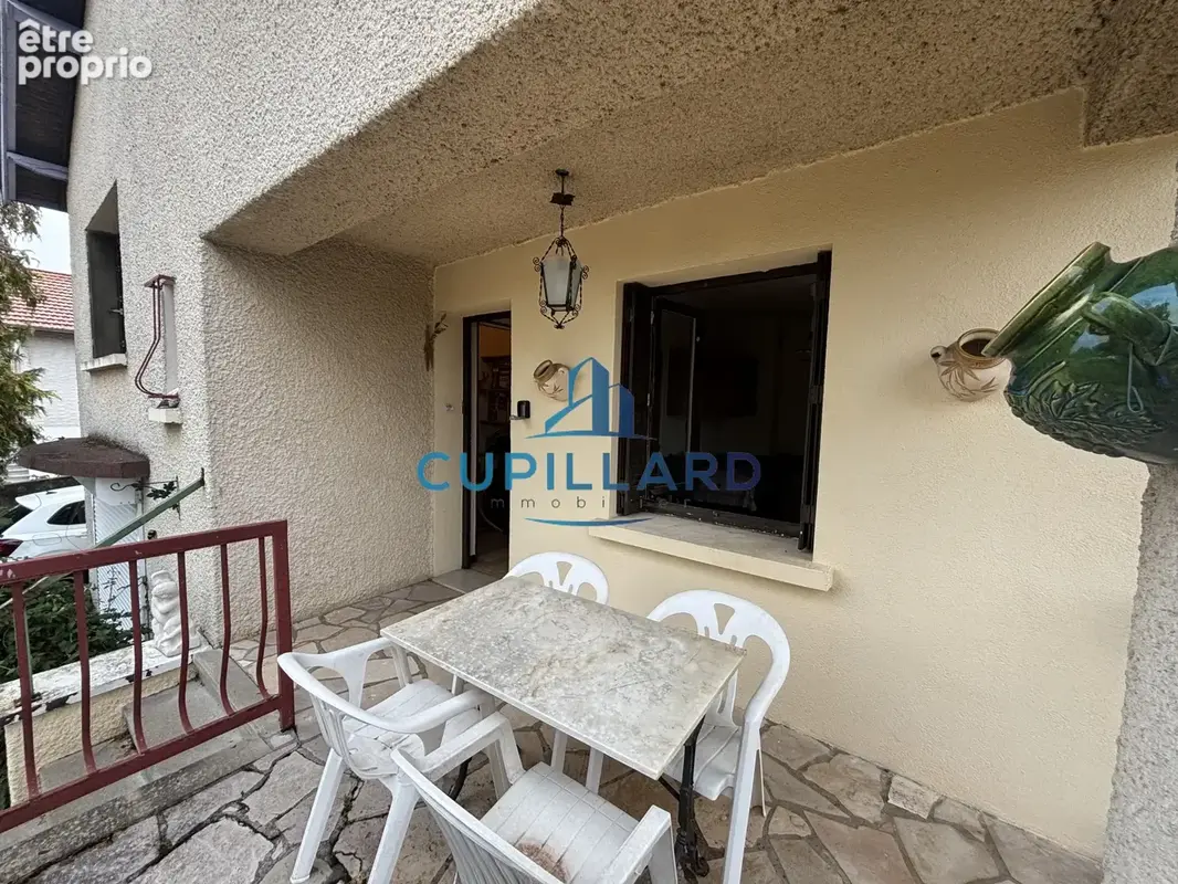 Commelle-vernay - exclusivite - maison - photo 10