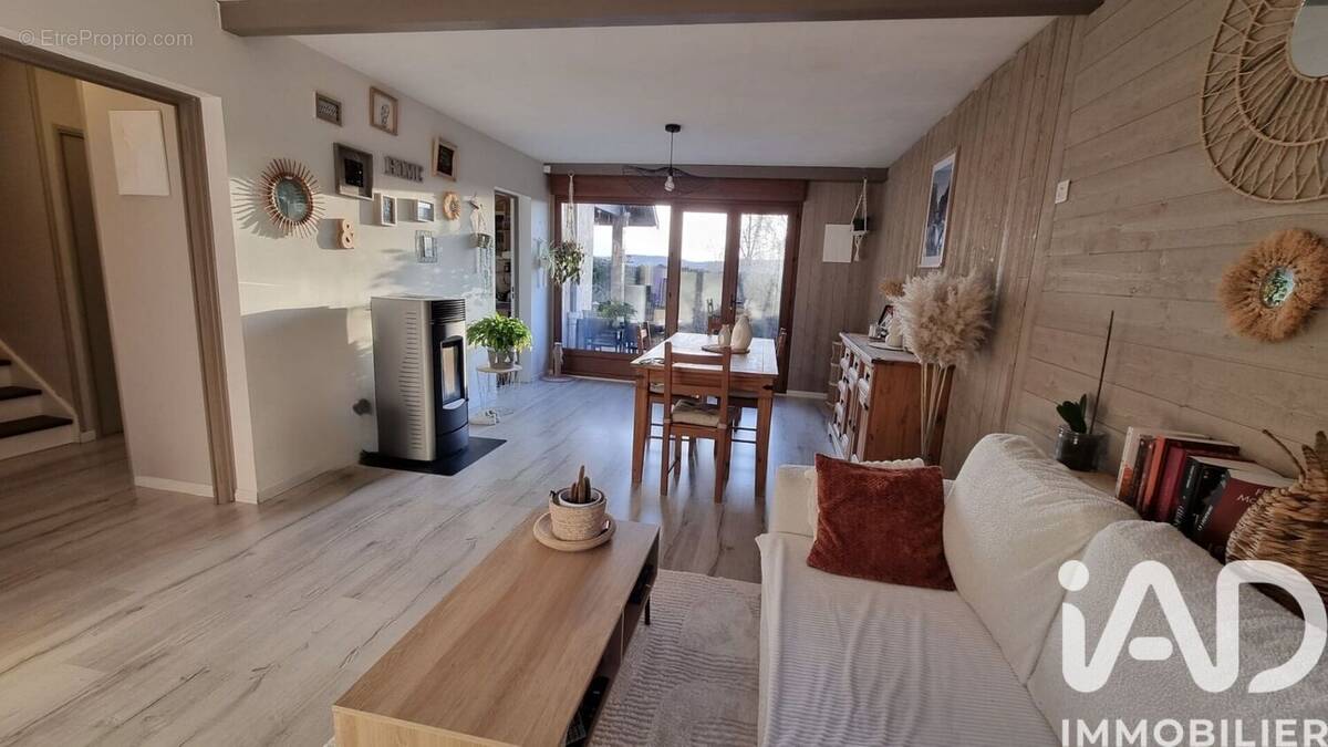 Maison 107 m² à Thezillieu  - photo 1