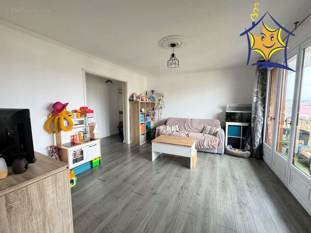 Appartement à VIRY-CHATILLON