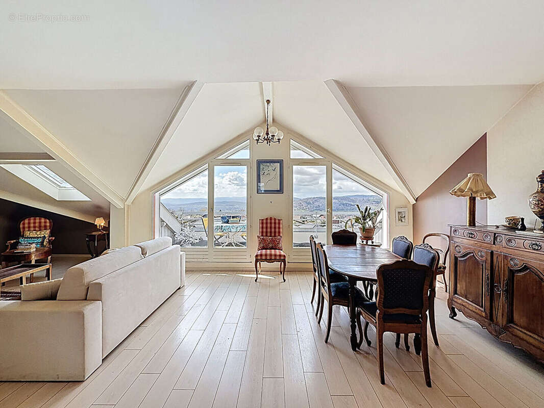 Appartement à VILLAZ