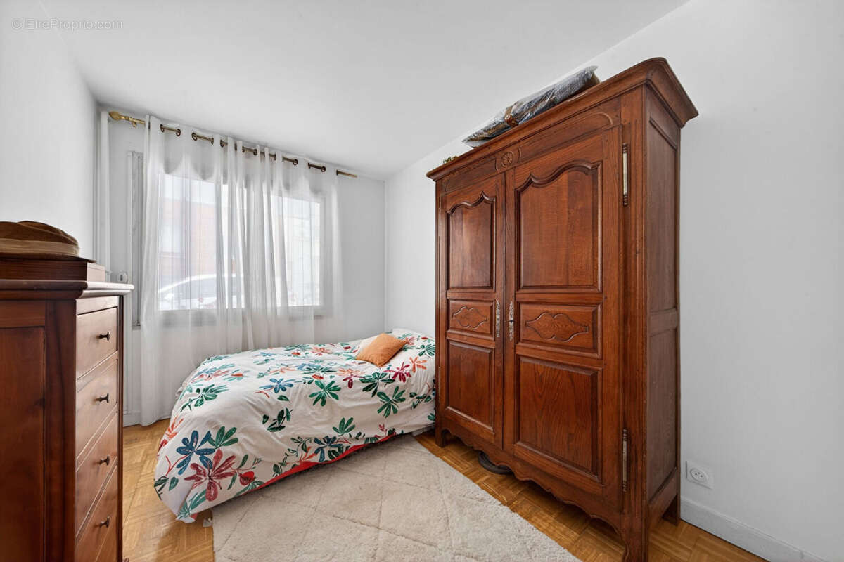 Appartement à PARIS-20E