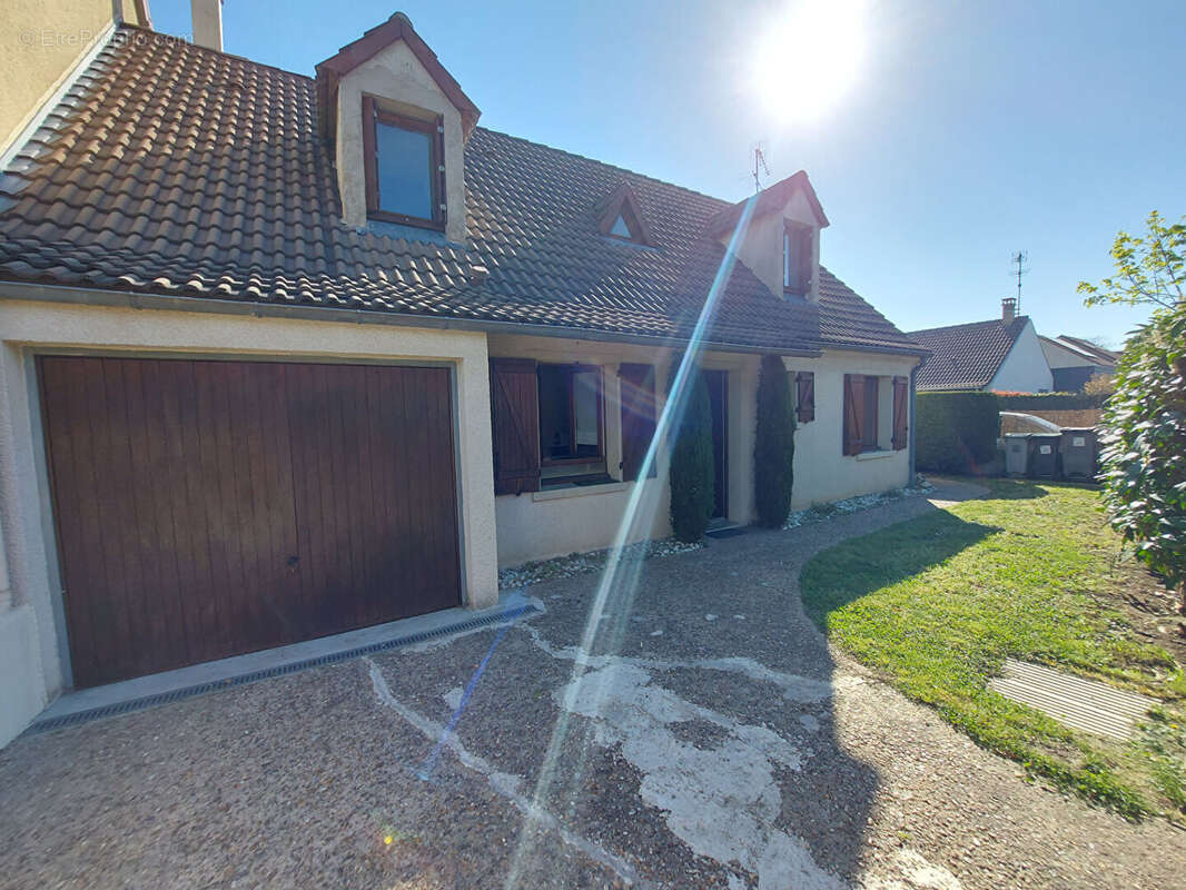 Maison à VERNOUILLET