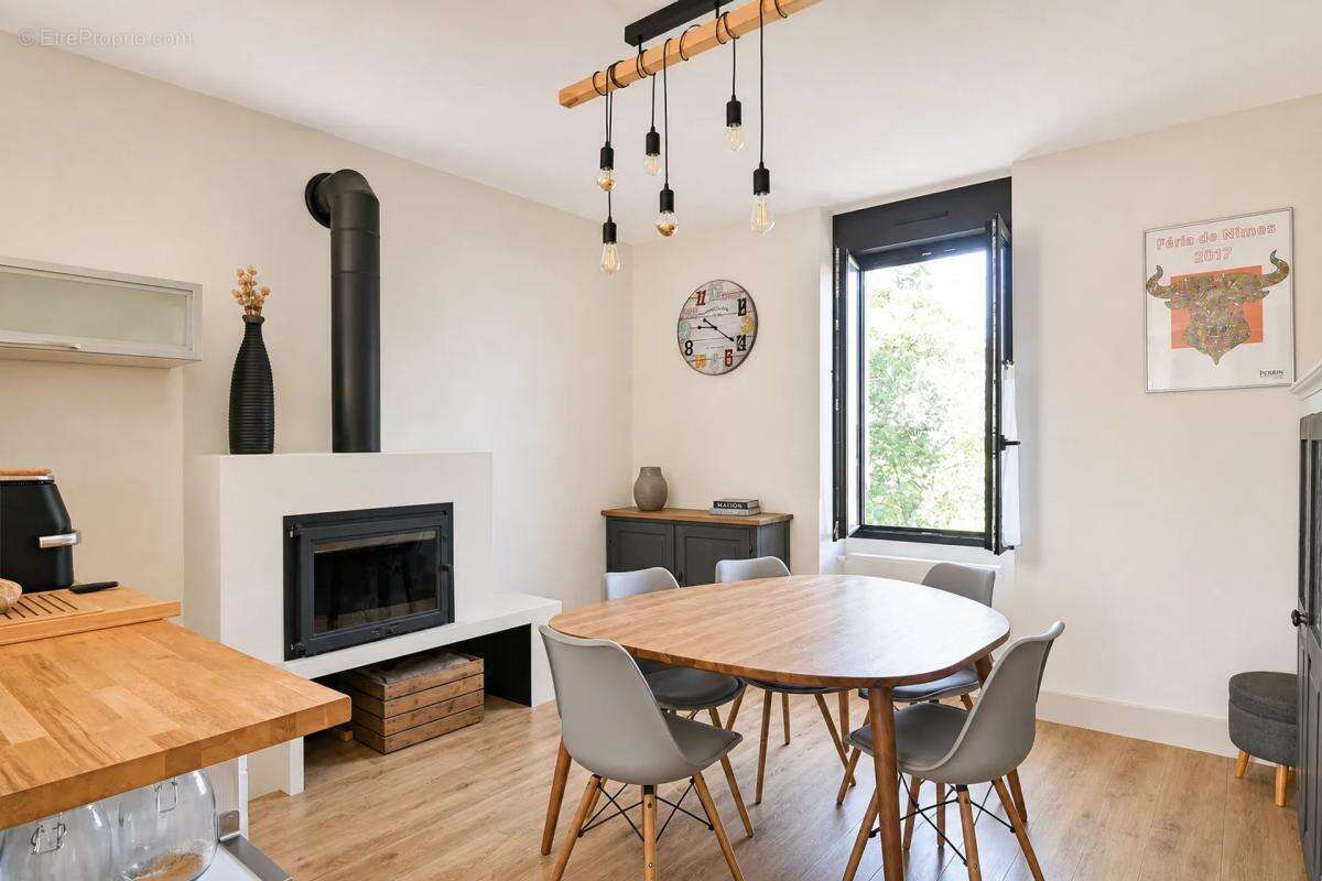 Maison à MOUSSAC