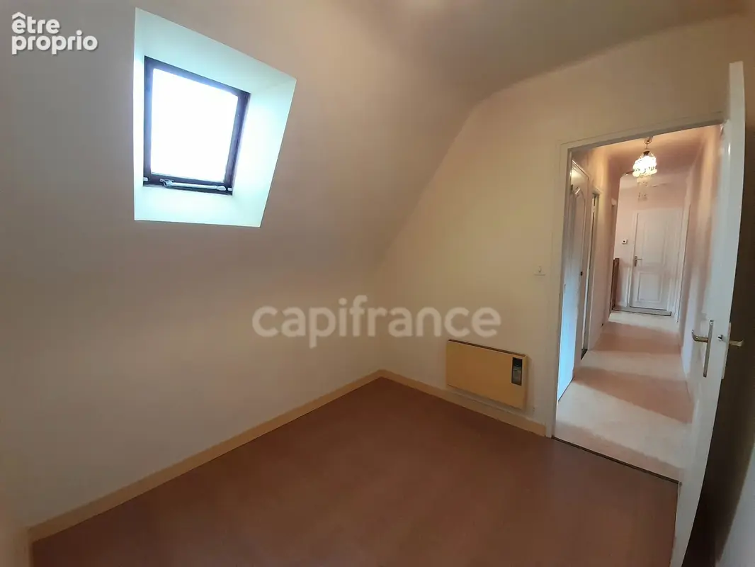 Maison à vendre sur sous-sol total - secteur Plogonnec - Surface habitable 134 m2 - 6 pièces- 4 chambres - 1 bureau- véranda- ja - photo 12