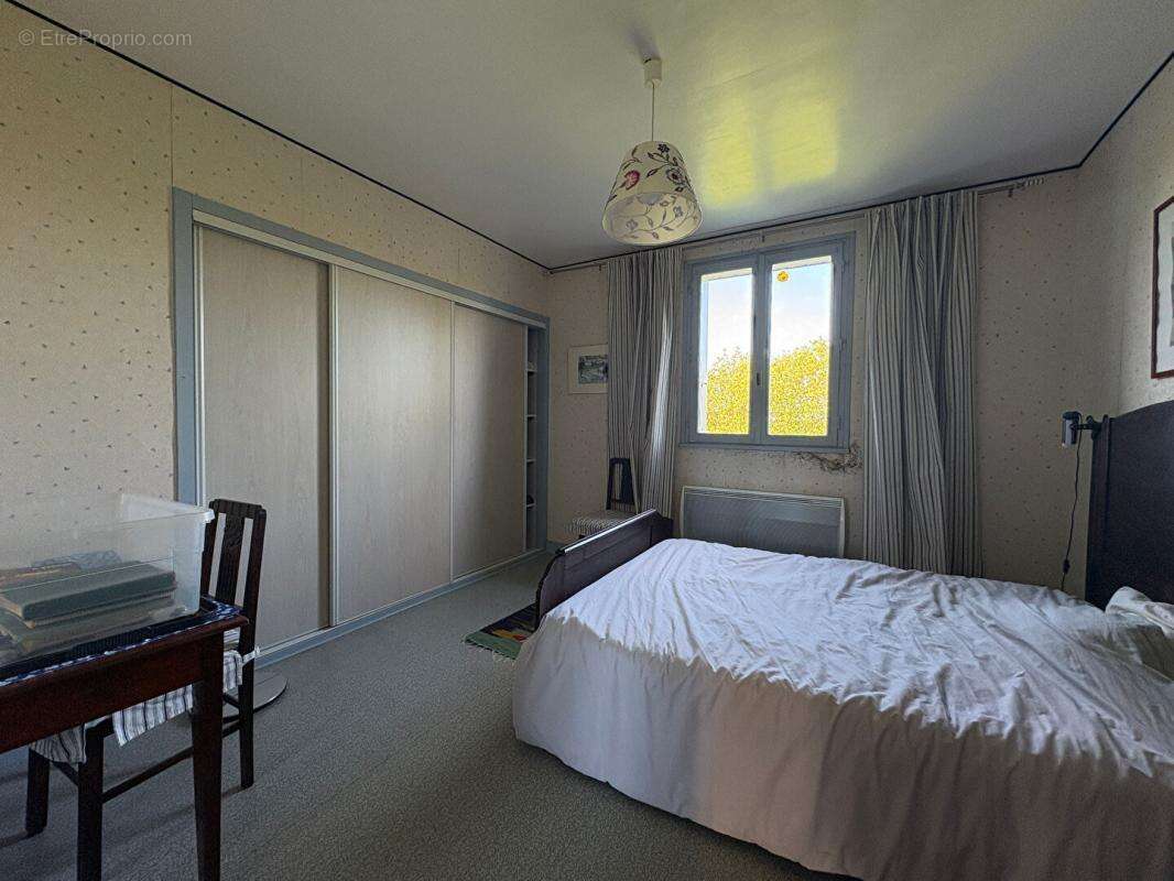 A vendre RIEC SUR BELON (29340) Maison 10 pièces 7 chambres 183 m2 - photo 8