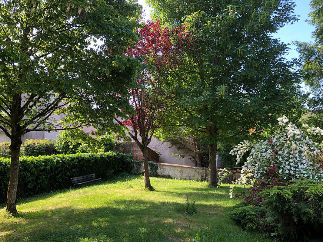 Appartement à BUC