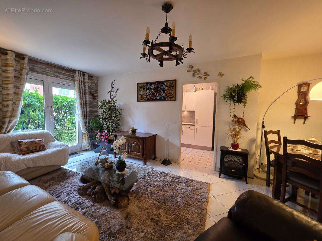 Appartement à ARPAJON