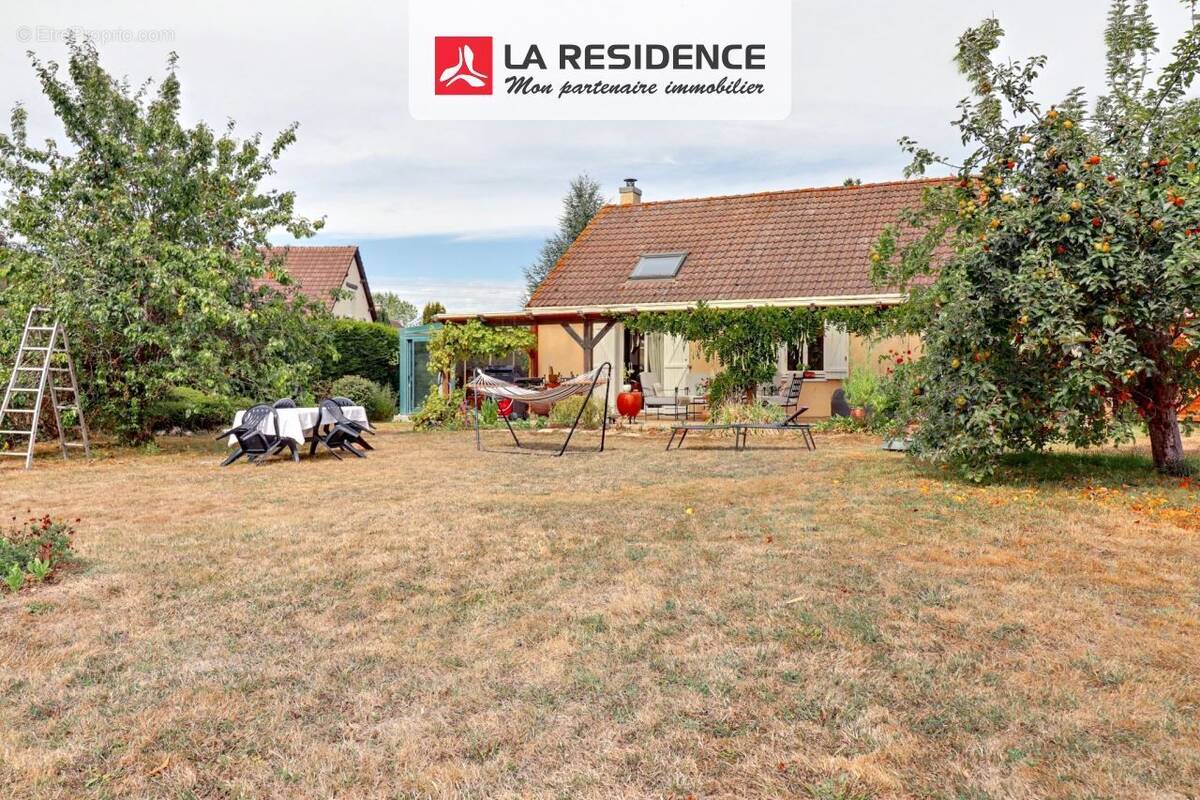 Maison à EZY-SUR-EURE