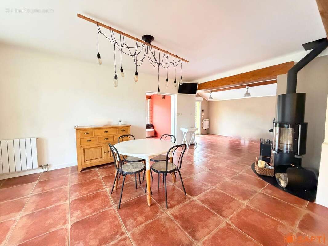 Photo 5 - Maison à CHATEAUNEUF-DE-GADAGNE