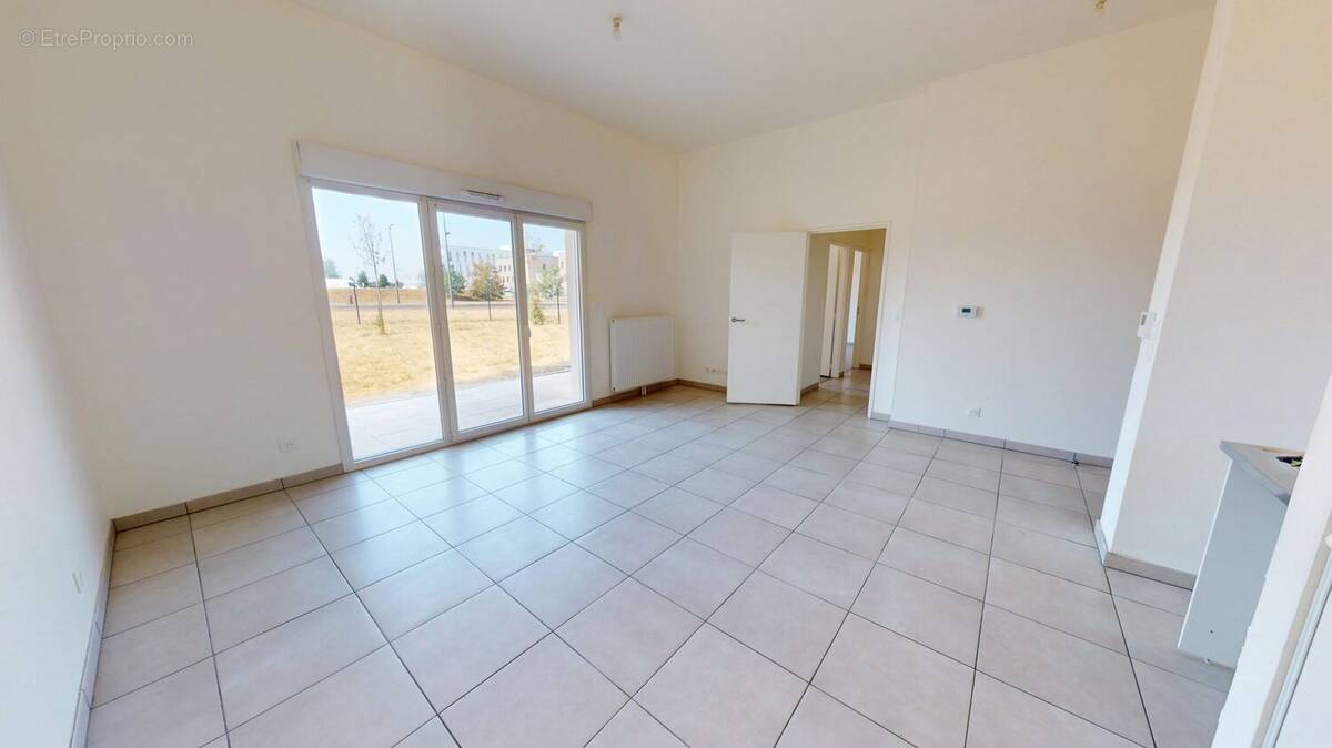 Appartement 58 m² à Saran  - photo 3