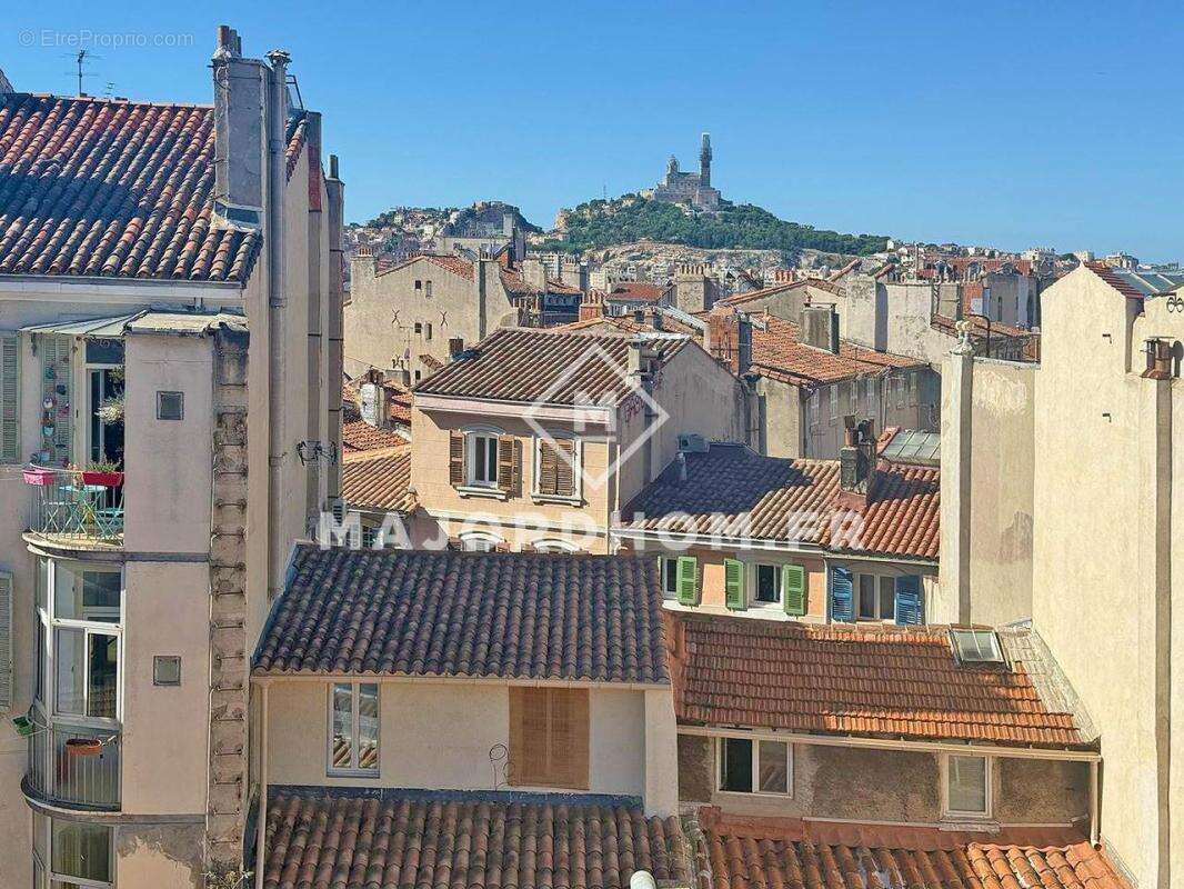 Appartement à MARSEILLE-6E