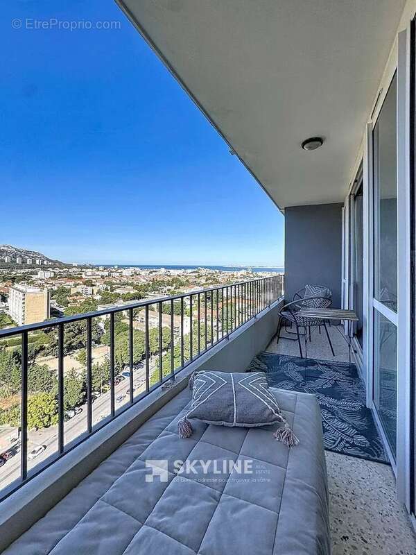 Appartement à MARSEILLE-9E