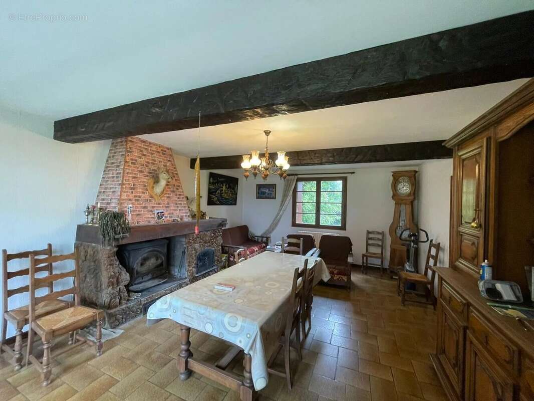 Maison à FRANQUEVIELLE