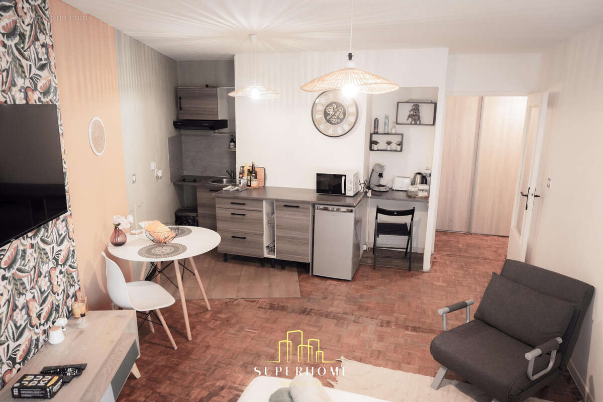 Appartement à MARSEILLE-1E