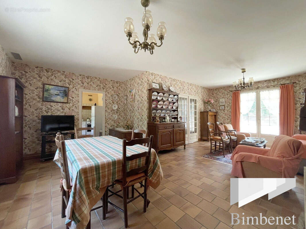 Maison 95 m² à Nouan-Le-Fuzelier  - photo 4