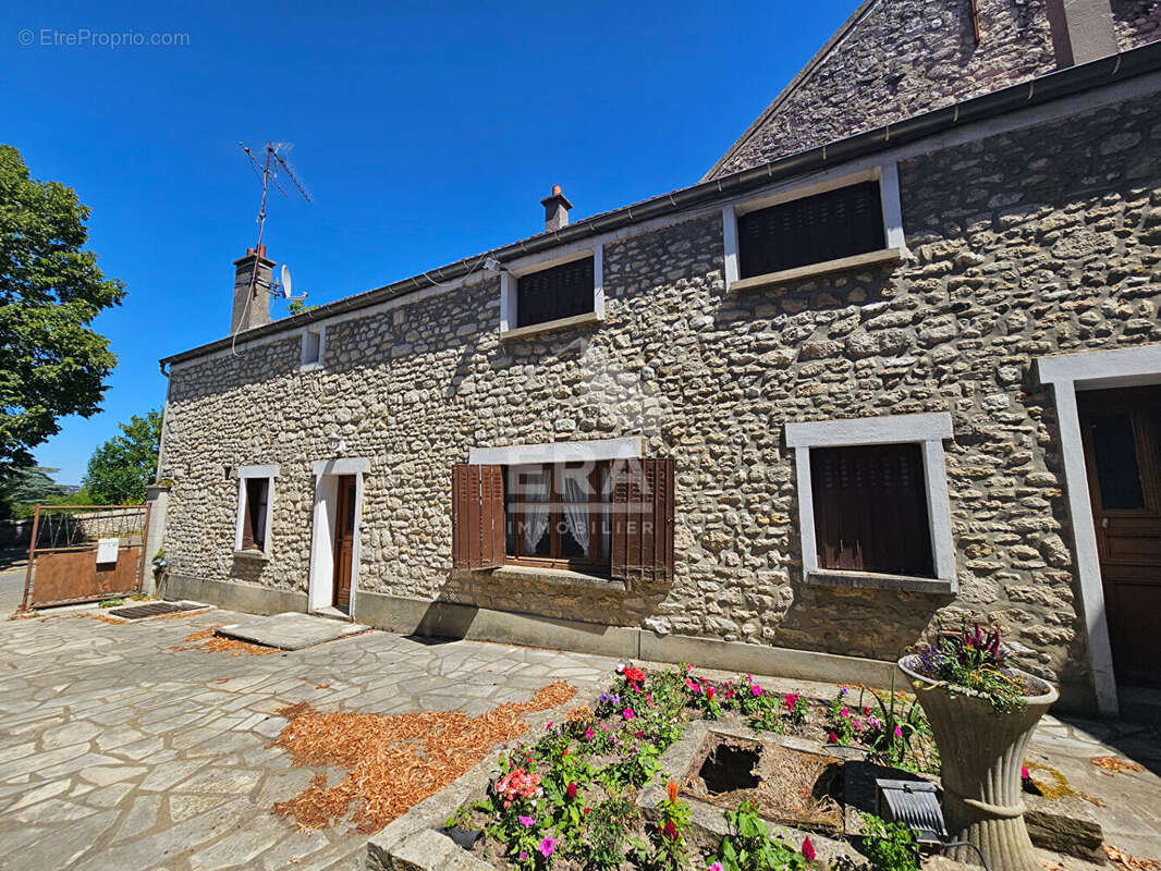 Maison 85m² à thiverval-grignon - photo 2