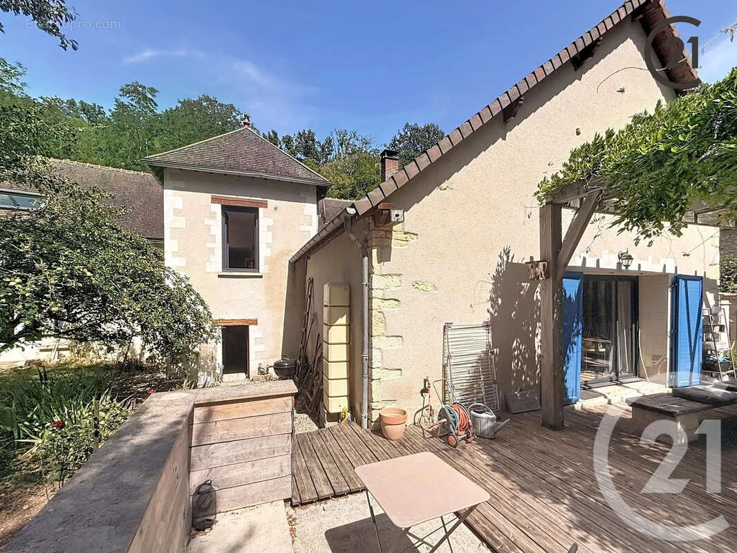 Maison à POILLY-SUR-THOLON